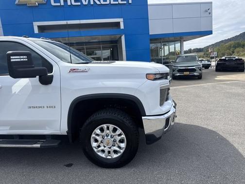 2024 Chevrolet Silverado 3500 LT