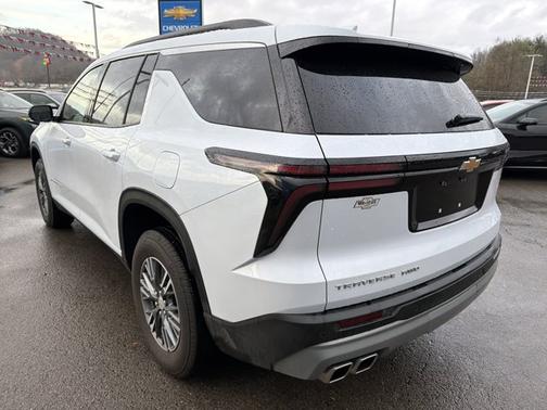 2026 Chevrolet Traverse AWD LT
