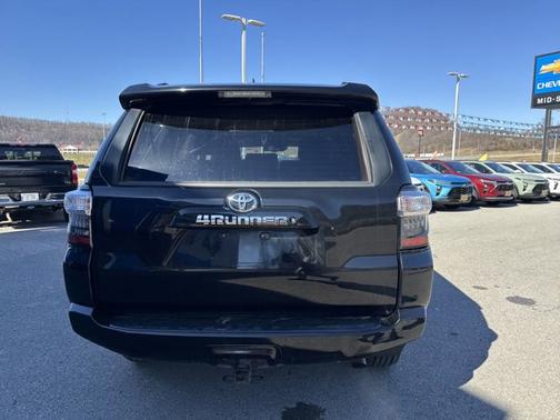 2021 Toyota 4Runner SR5
