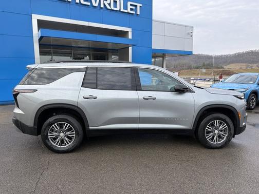 2026 Chevrolet Traverse AWD LT