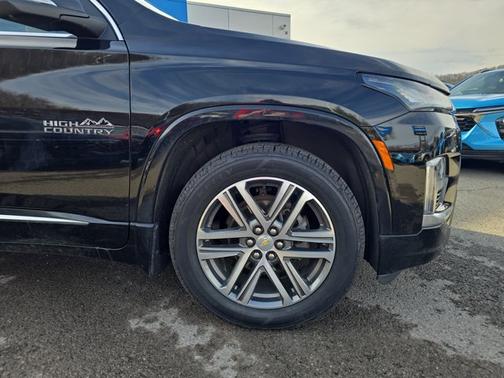 2023 Chevrolet Traverse High Country