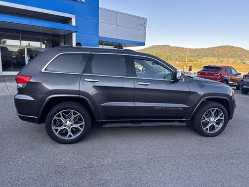 2020 Jeep Grand Cherokee Overland