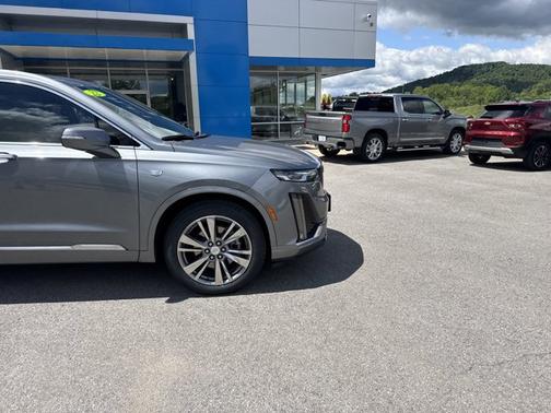 2022 Cadillac XT6 Premium Luxury