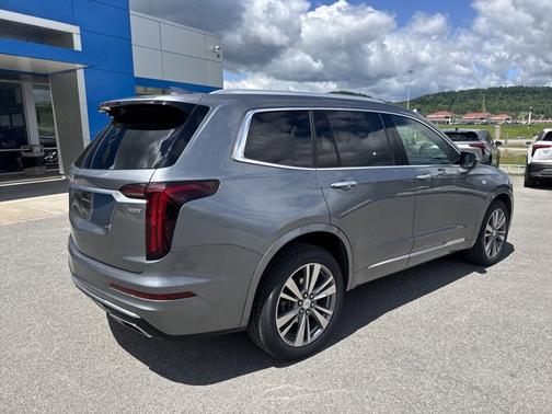2022 Cadillac XT6 Premium Luxury