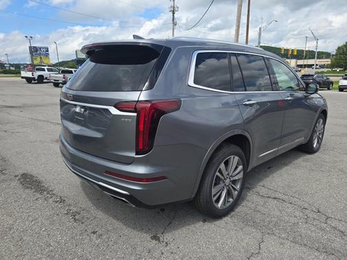 2022 Cadillac XT6 Premium Luxury