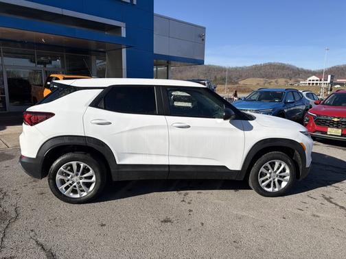 2024 Chevrolet Trailblazer LS