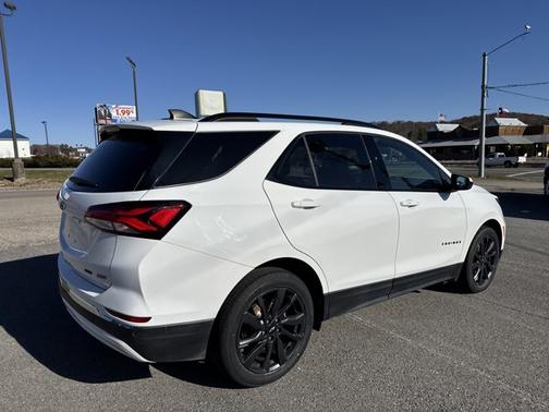 2022 Chevrolet Equinox RS