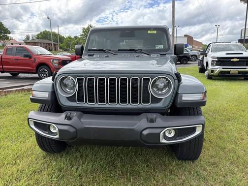 Anvil Clearcoat 2025 Jeep Wrangler 4xe Sahara