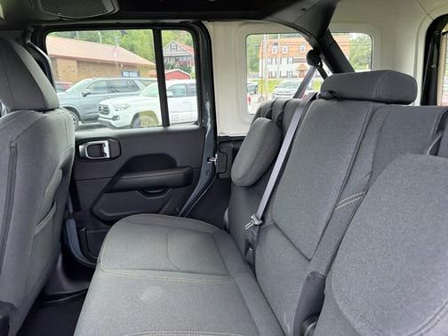 Anvil Clearcoat 2025 Jeep Wrangler 4xe Sahara