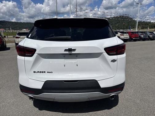 2025 Chevrolet Blazer LT