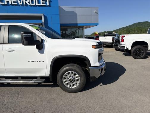 Summit White 2025 Chevrolet Silverado 2500 LT