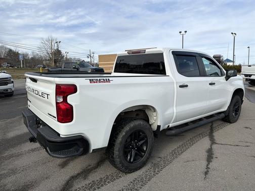 2022 Chevrolet Silverado 1500 Custom Trail Boss