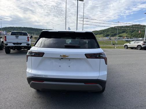 Summit White 2026 Chevrolet Equinox AWD LT