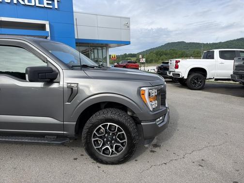 CARBONIZED GRAY M 2023 Ford F-150 XLT