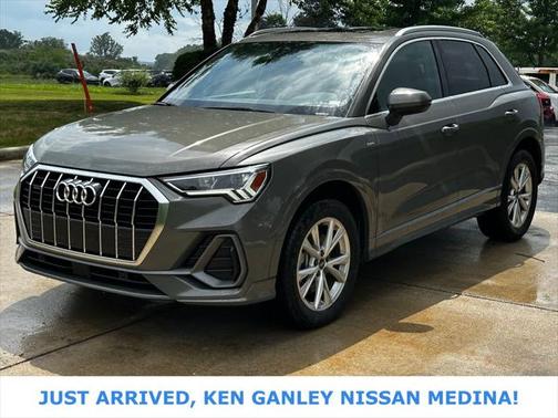 2024 Audi Q3 Premium 45 TFSI S line quattro Tiptronic