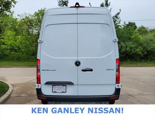 2025 Mercedes-Benz Sprinter 2500 Standard Roof