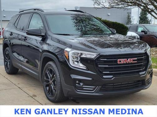 2022 GMC Terrain SLT