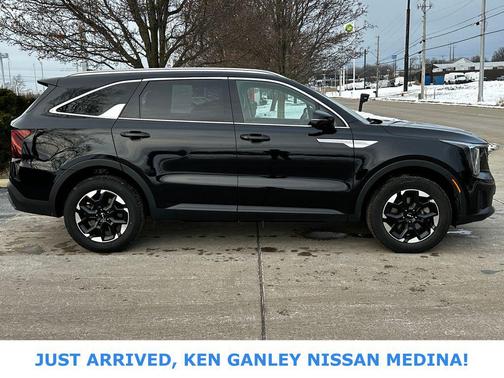 2024 Kia Sorento S