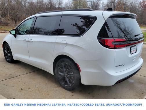 2025 Chrysler Pacifica Limited