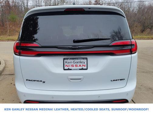 2025 Chrysler Pacifica Limited