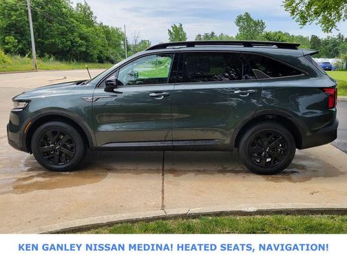Aruba Green 2023 Kia Sorento S