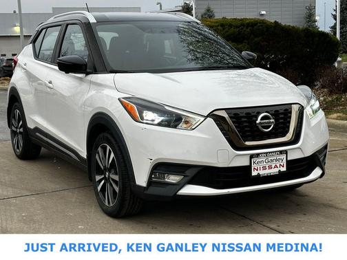 2019 Nissan Kicks SR