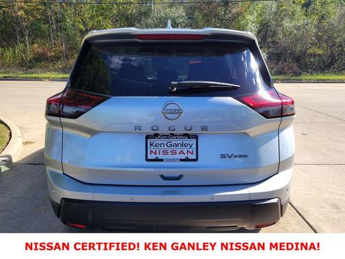 2024 Nissan Rogue SV