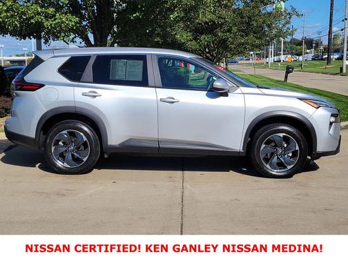 2024 Nissan Rogue SV