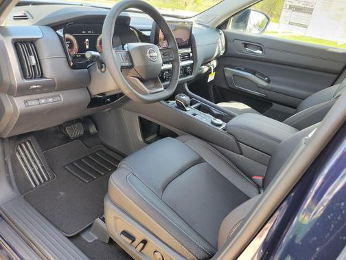 Deep Ocean Blue Pearl 2026 Nissan Pathfinder SL