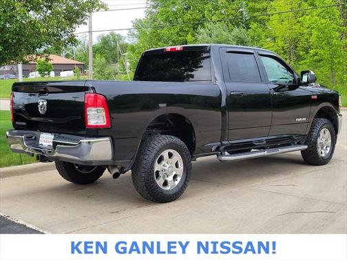 2021 RAM 2500 Big Horn Crew Cab 4x4 6'4' Box
