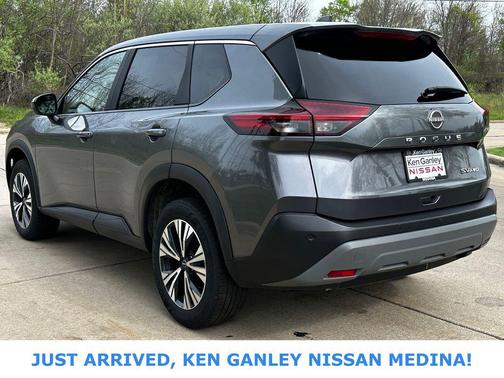 Gun Metallic 2023 Nissan Rogue SV
