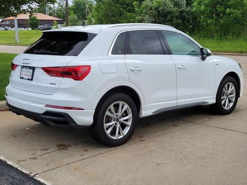 2024 Audi Q3 Premium 45 TFSI S line quattro Tiptronic