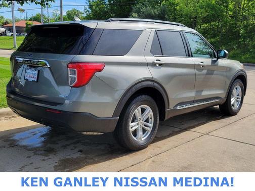 Silver Spruce Metallic 2020 Ford Explorer XLT