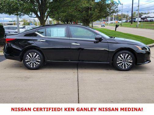 2023 Nissan Altima 2.5 SV