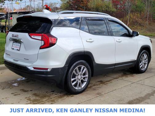 2022 GMC Terrain SLT