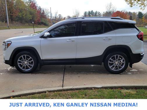 2022 GMC Terrain SLT