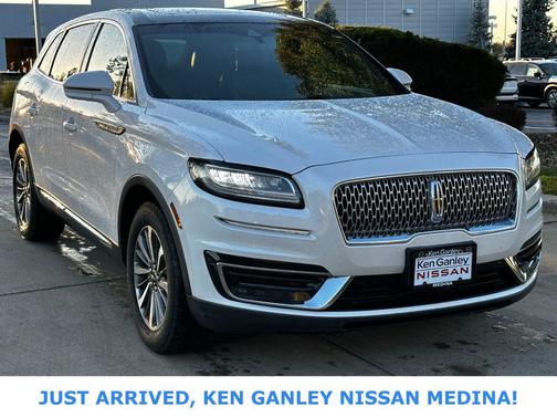 2019 Lincoln Nautilus Select