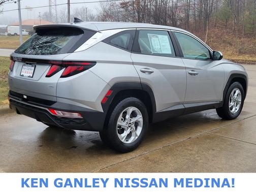 2024 Hyundai TUCSON SE