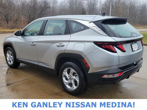 2024 Hyundai TUCSON SE