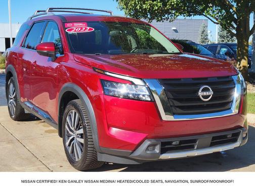 Scarlet Ember Tintcoat 2022 Nissan Pathfinder Platinum 4WD