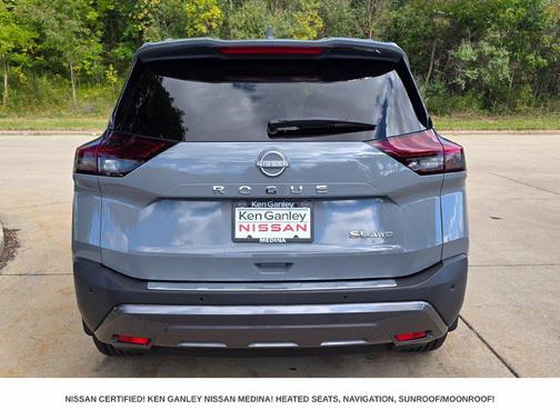 Boulder Gray Pearl 2023 Nissan Rogue SL