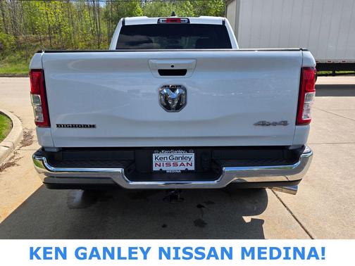 Bright White Clearcoat 2021 RAM 1500 Big Horn/Lone Star
