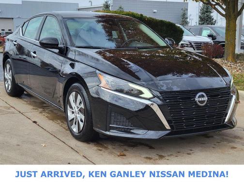 2025 Nissan Altima S FWD