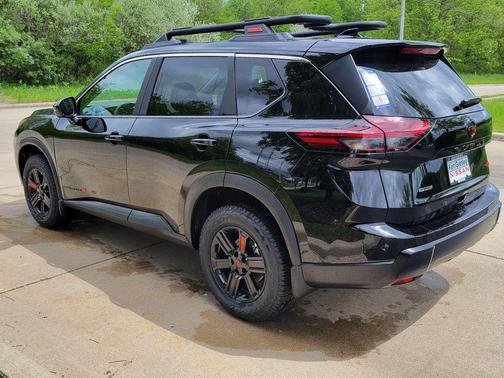 Super Black 2026 Nissan Rogue Rock Creek