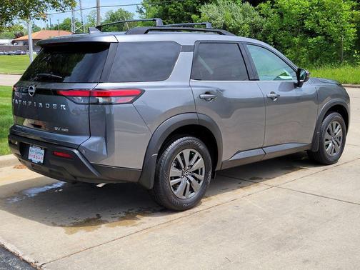 2025 Nissan Pathfinder SV 4WD