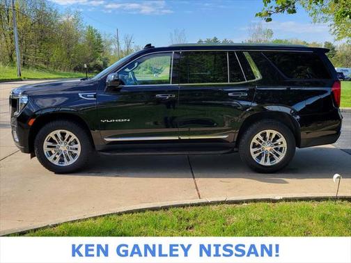 2023 GMC Yukon SLT