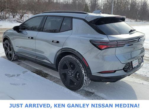 2025 Chevrolet Equinox EV RS