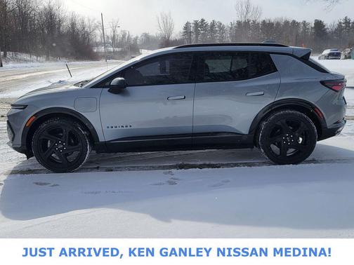 2025 Chevrolet Equinox EV RS