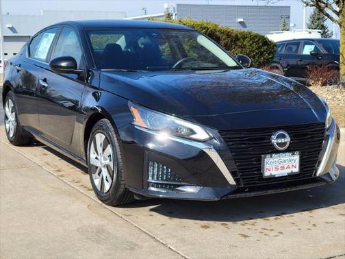 2023 Nissan Altima S FWD