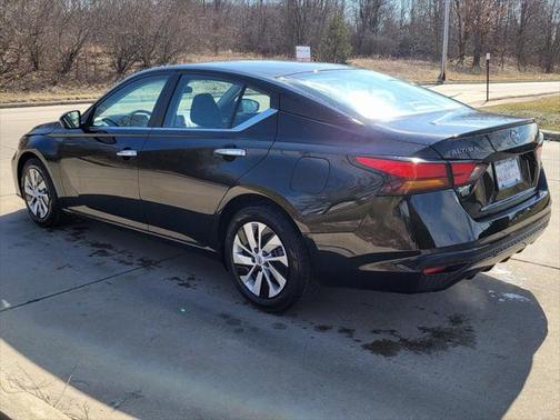 2023 Nissan Altima S FWD